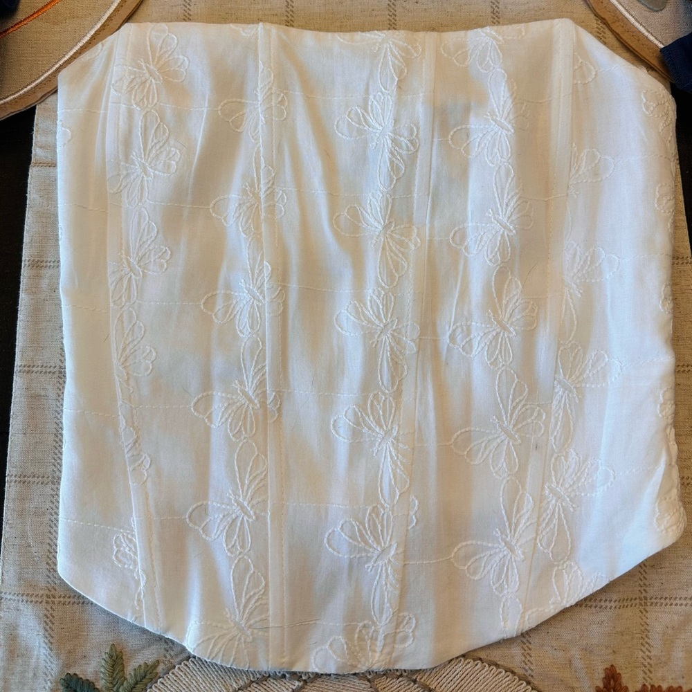 Zara White Butterfly Embroidery Top